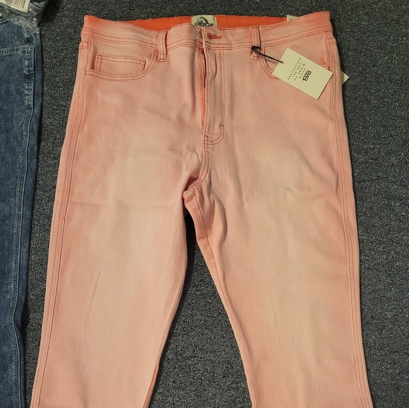 Jordache Pink High Rise Jeans. Sz.33 (16) - Picture 6 of 10